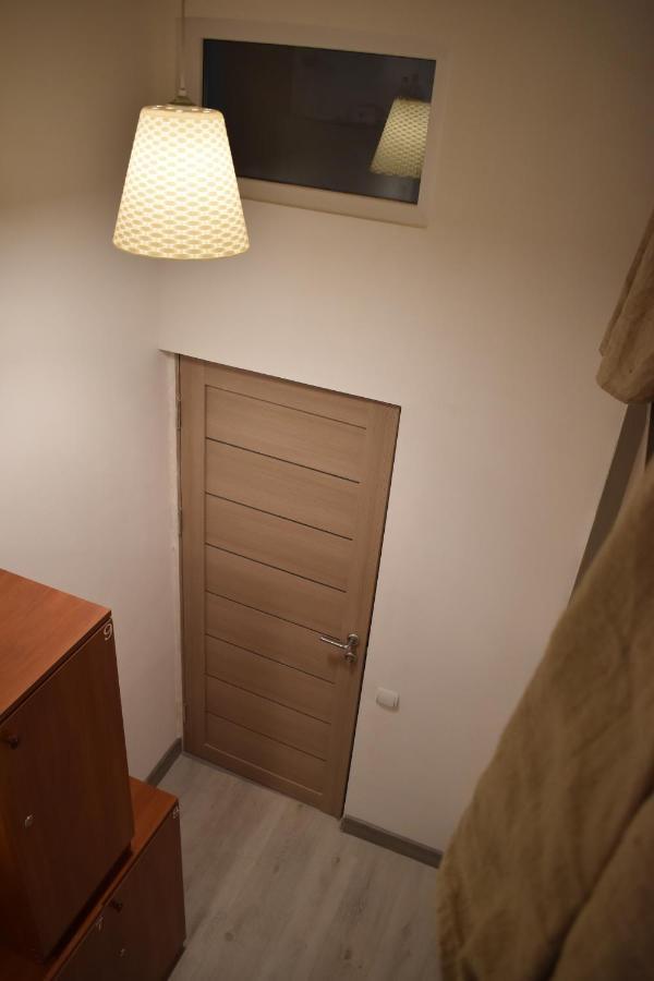 Sleep Studio Hostel Yerevan Bagian luar foto