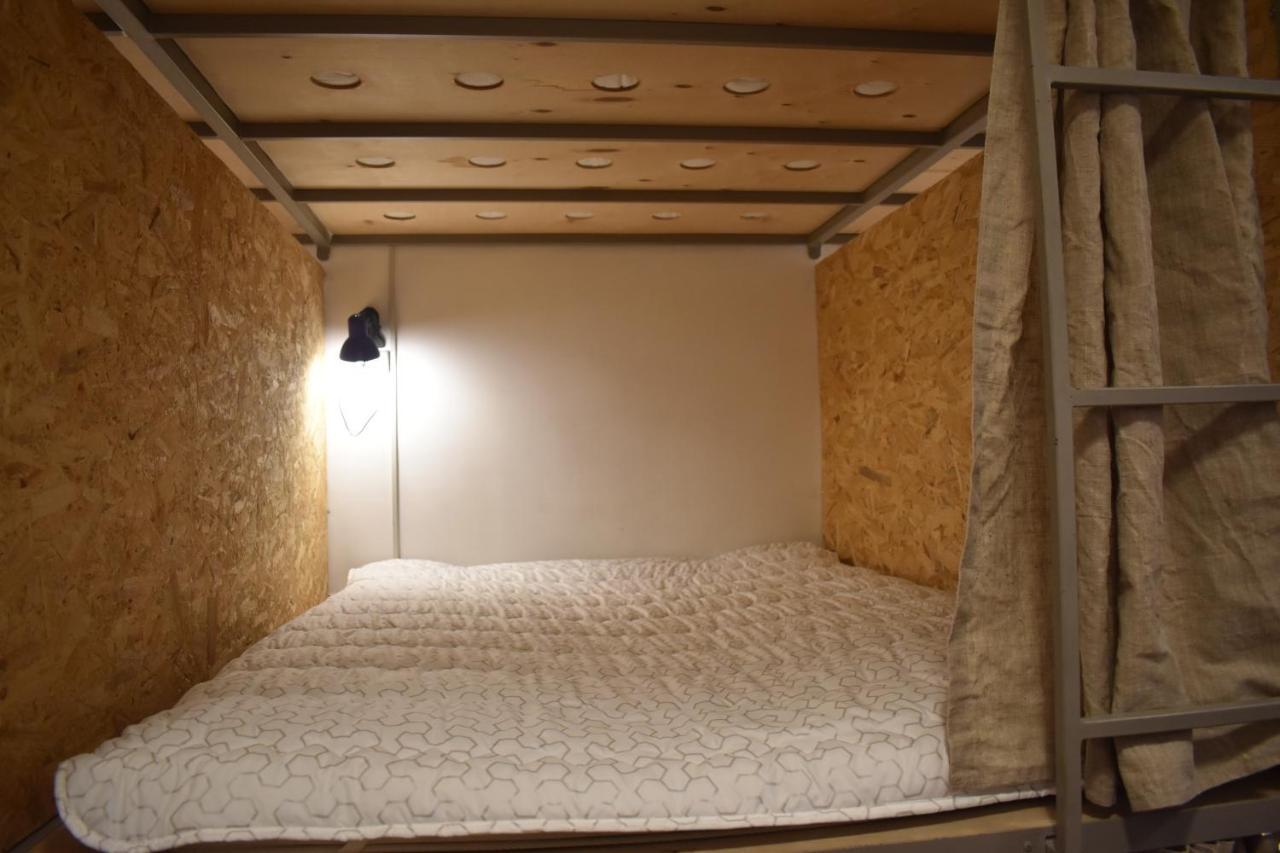Sleep Studio Hostel Yerevan Bagian luar foto