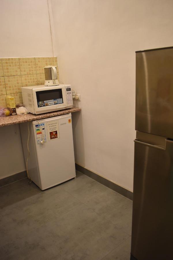Sleep Studio Hostel Yerevan Bagian luar foto