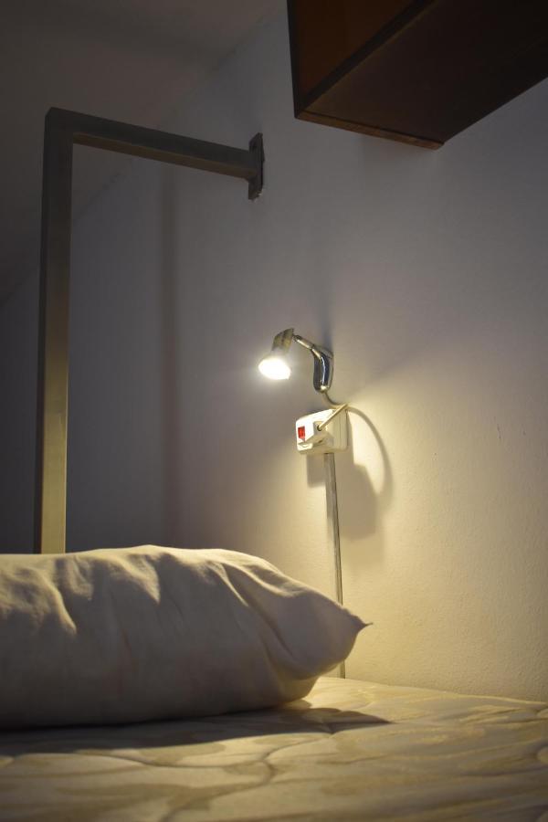 Sleep Studio Hostel Yerevan Bagian luar foto