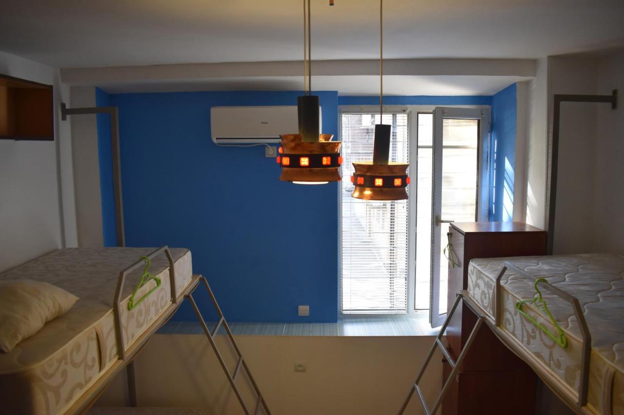 Sleep Studio Hostel Yerevan Bagian luar foto